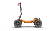VEE-HOP 4x4 orange – vue de profil sur fond blanc